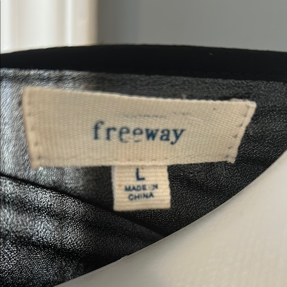 Embellished Sheer Black Sleeveless Top - Picture 3 of 6